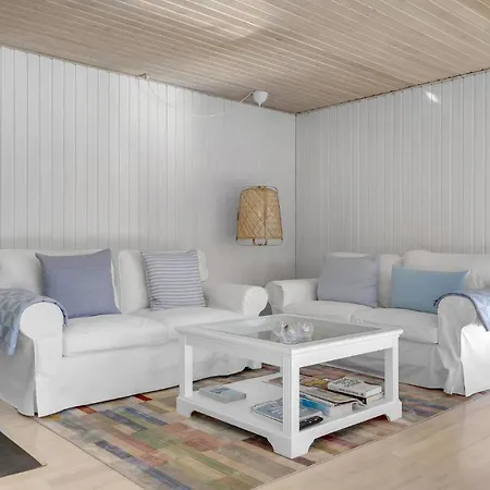 Awesome In With 2 Bedrooms And Wifi